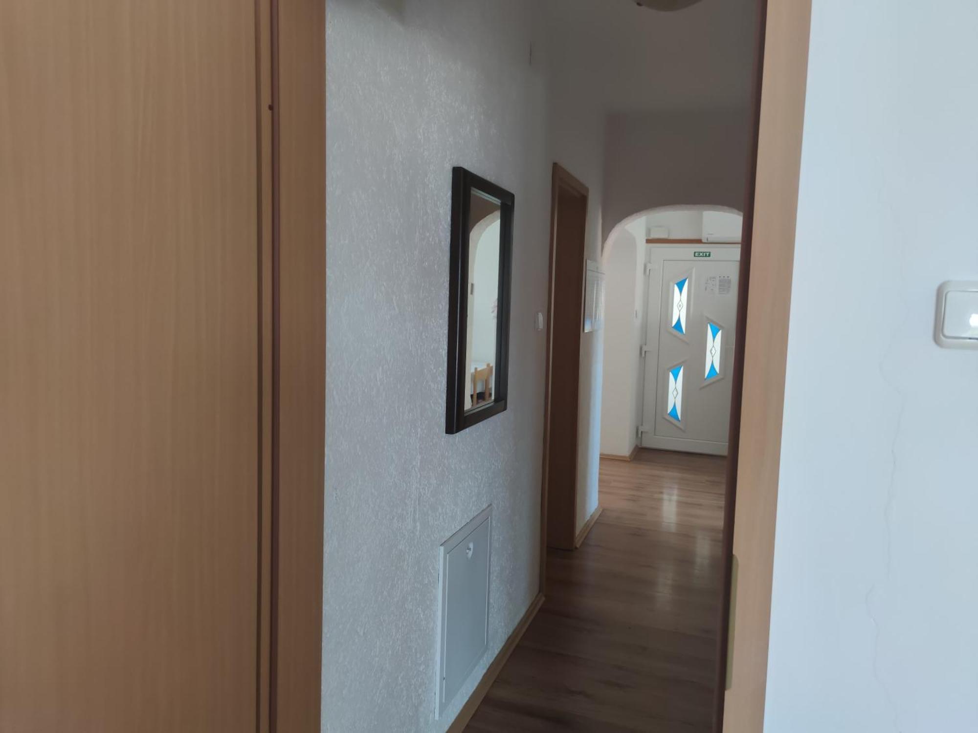 Apartments Dijana คิร์ก ภายนอก รูปภาพ