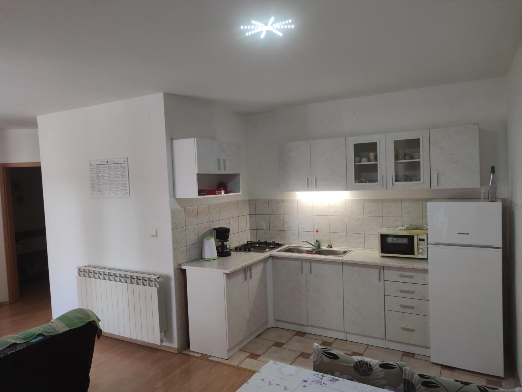 Apartments Dijana คิร์ก ภายนอก รูปภาพ